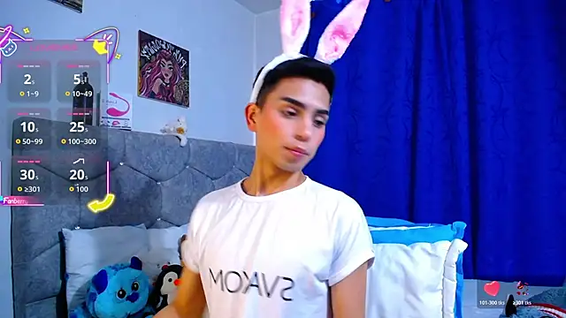 OwenBluee online show from 10-28-25, 06:43