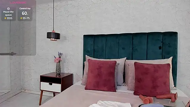 AndreaPink2024 online show from 02-25-25, 11:52