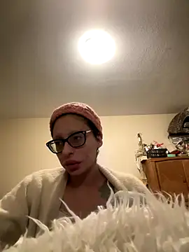 myloveforyouu online show from 12-15-25, 07:12