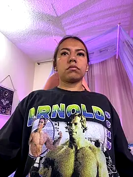 Ivann4 online show from 10-16-25, 08:54