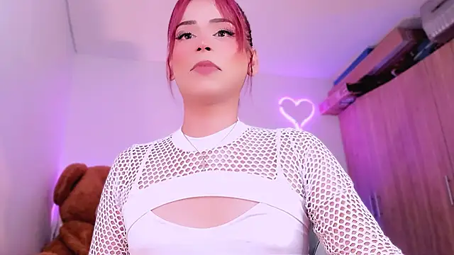 Snapshot of Lucidollts_ chatting on 01-21-25, 11:55 Lucidollts online show from 01-21-25, 11:55