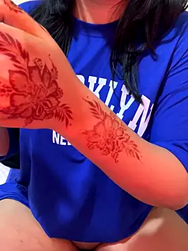 Snapshot of Sukara_bb chatting on 11-27-25, 03:41 Sukara bb online show from 11-27-25, 03:41