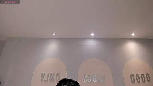 ValeriaRiveraX online show from 02-19-25, 10:23