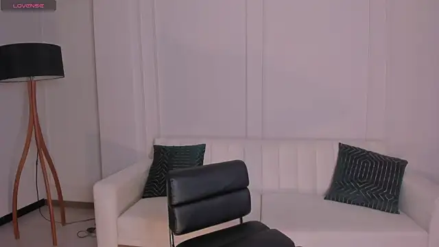 MariaHerrera  online show from 12-10-24, 07:32