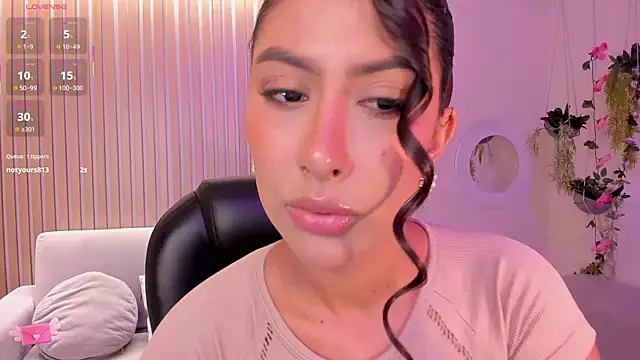 ArianaDumont online show from 10-11-25, 11:42