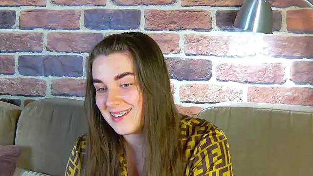 Sofia Hugs online show from 05-16-26, 06:17