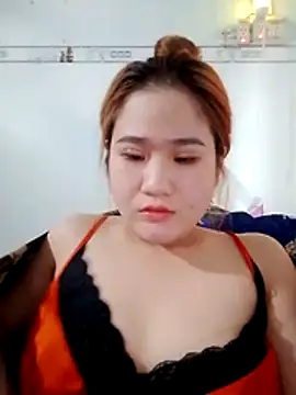 Snapshot of Sahara-lovexoxo chatting on 12-04-25, 01:59 Sahara-lovexoxo online show from 12-04-25, 01:59