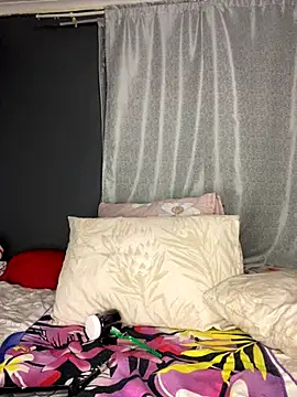 Snapshot of HornyxLadie chatting on 11-08-25, 08:40 HornyxLadie online show from 11-08-25, 08:40