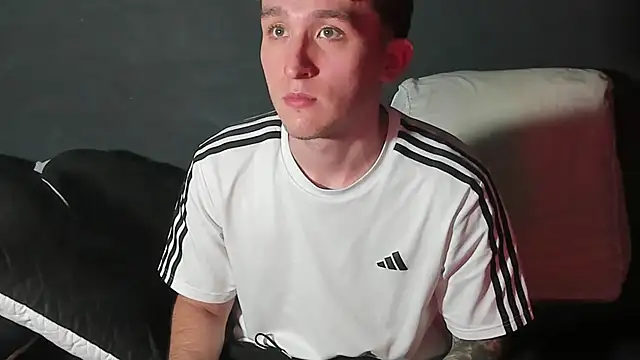 Dylanwhite23  online show from 10-16-25, 05:58