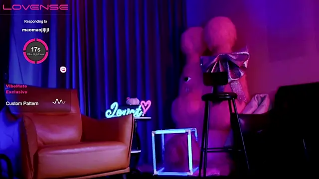 Snapshot of JoooJo_ chatting on 03-10-25, 04:25 JoooJo online show from 03-10-25, 04:25