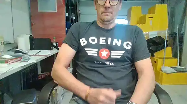 Snapshot of Raimundo1971 chatting on 03-11-25, 02:18 Raimundo1971 online show from 03-11-25, 02:18