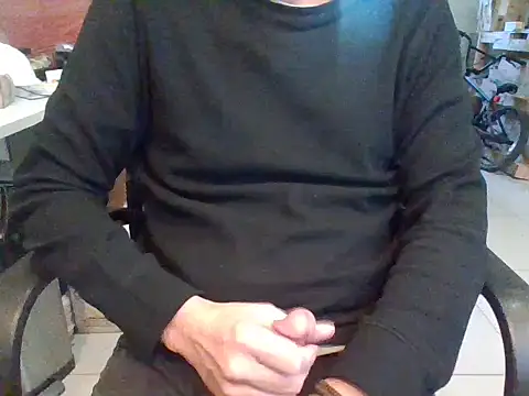 Snapshot of Raimundo1971 chatting on 04-21-26, 05:28 Raimundo1971 online show from 04-21-26, 05:28