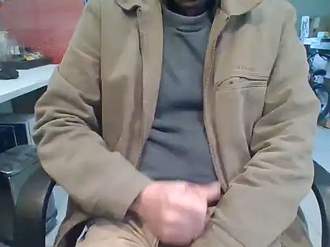 Snapshot of Raimundo1971 chatting on 05-13-26, 03:20 Raimundo1971 online show from 05-13-26, 03:20