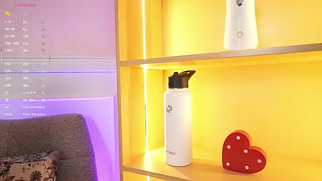 Anybuny online show from 10-25-25, 02:24