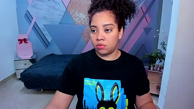 Snapshot of AngelaCoffee chatting on 02-06-25, 07:29 AngelaCoffee online show from 02-06-25, 07:29