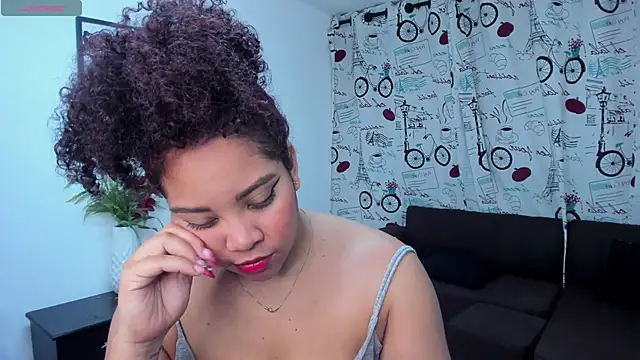 Snapshot of AngelaCoffee chatting on 02-27-25, 03:04 AngelaCoffee online show from 02-27-25, 03:04