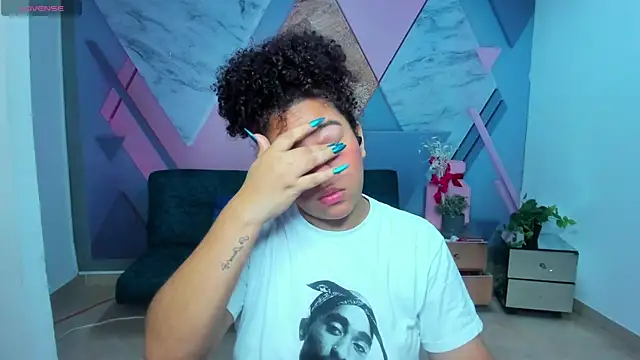 Snapshot of AngelaCoffee chatting on 03-04-25, 03:22 AngelaCoffee online show from 03-04-25, 03:22