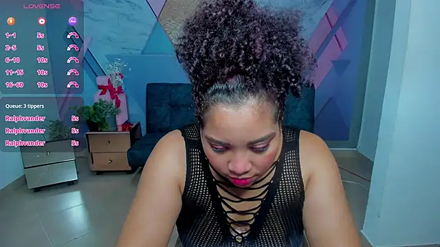 Snapshot of AngelaCoffee chatting on 03-05-25, 07:49 AngelaCoffee online show from 03-05-25, 07:49