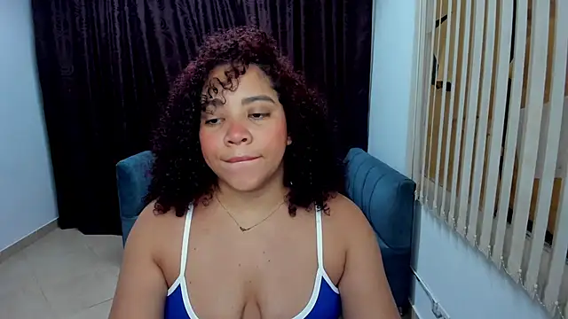 Snapshot of AngelaCoffee chatting on 03-18-25, 03:42 AngelaCoffee online show from 03-18-25, 03:42