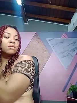 Snapshot of AngelaCoffee chatting on 11-18-25, 02:50 AngelaCoffee online show from 11-18-25, 02:50