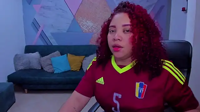 Snapshot of AngelaCoffee chatting on 11-27-25, 03:41 AngelaCoffee online show from 11-27-25, 03:41