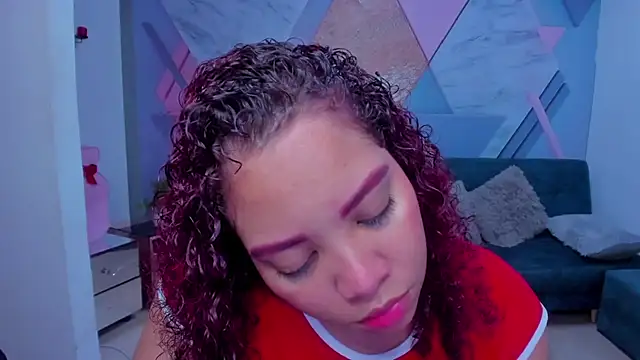 Snapshot of AngelaCoffee chatting on 12-02-25, 03:34 AngelaCoffee online show from 12-02-25, 03:34