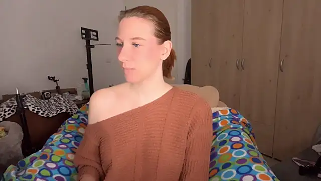 Snapshot of Caliiie-of chatting on 09-24-25, 06:50 Caliiie-of online show from 09-24-25, 06:50