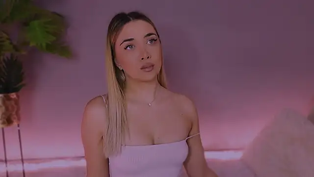 Snapshot of Jessielle chatting on 01-07-26, 08:06 Jessielle online show from 01-07-26, 08:06