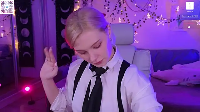 Moonlight Mia online show from 04-04-26, 09:12