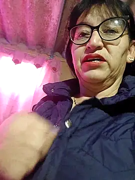 clarita 01 online show from 10-21-25, 12:06