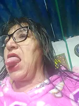 clarita 01 online show from 03-11-26, 12:44