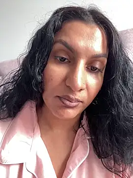 Snapshot of Indianbutter11 chatting on 09-17-25, 07:21 Indianbutter11 online show from 09-17-25, 07:21