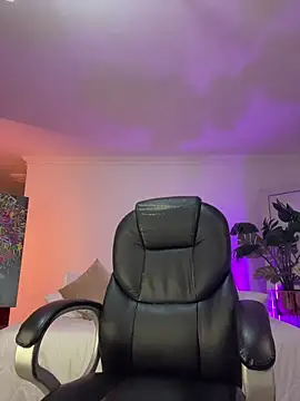 JANYLOVE   online show from 05-15-26, 11:06