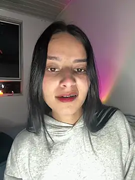 Snapshot of _vaness chatting on 01-14-26, 05:02 vaness online show from 01-14-26, 05:02