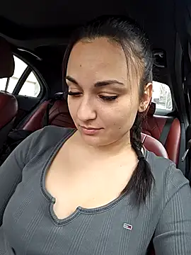 Snapshot of AlexandraRand chatting on 02-05-25, 11:23 AlexandraRand online show from 02-05-25, 11:23
