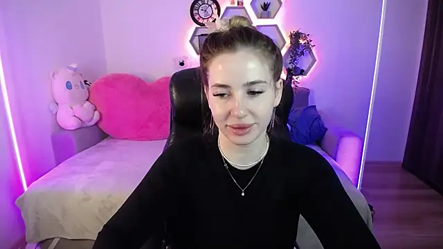 SabrinViolet online show from 04-03-26, 08:12