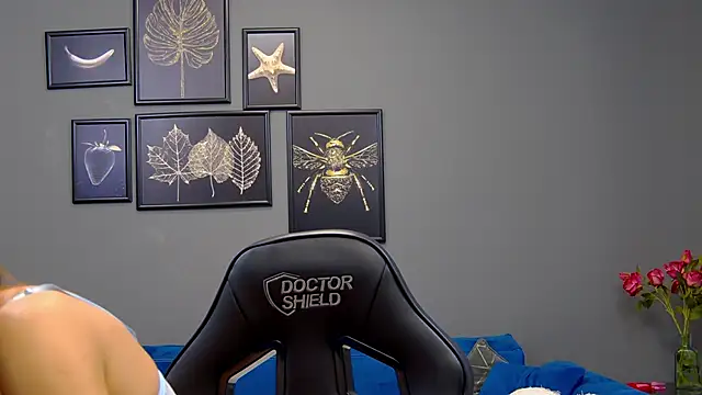 AnneHove online show from 03-11-25, 11:23