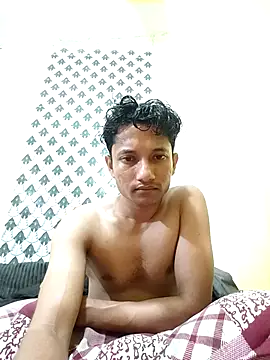 Snapshot of Indiandaddy11 chatting on 10-31-25, 12:22 Indiandaddy11 online show from 10-31-25, 12:22