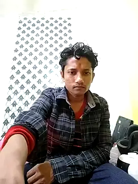 Snapshot of Indiandaddy11 chatting on 12-15-25, 06:34 Indiandaddy11 online show from 12-15-25, 06:34