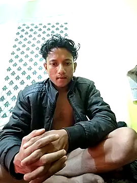 Snapshot of Indiandaddy11 chatting on 12-19-25, 08:16 Indiandaddy11 online show from 12-19-25, 08:16