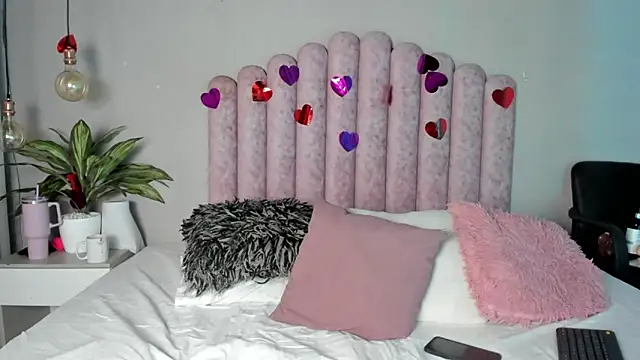 SusanBenett online show from 03-21-25, 08:40