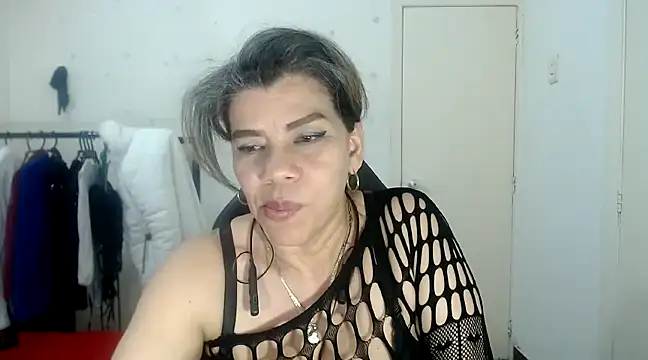 Snapshot of vikyadams chatting on 02-24-25, 04:58 vikyadams online show from 02-24-25, 04:58