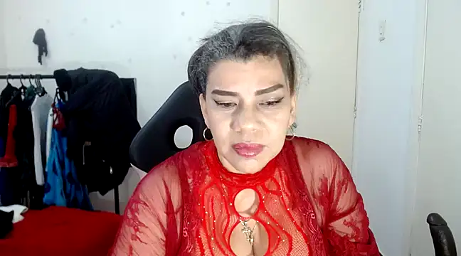 Snapshot of vikyadams chatting on 03-06-25, 11:58 vikyadams online show from 03-06-25, 11:58