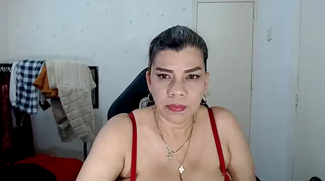 Snapshot of vikyadams chatting on 03-13-25, 10:43 vikyadams online show from 03-13-25, 10:43