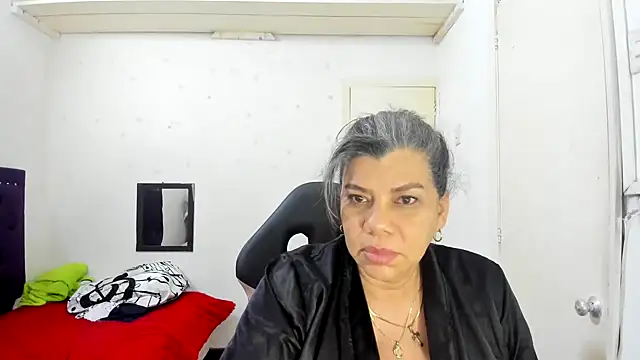Snapshot of vikyadams chatting on 09-23-25, 10:40 vikyadams online show from 09-23-25, 10:40