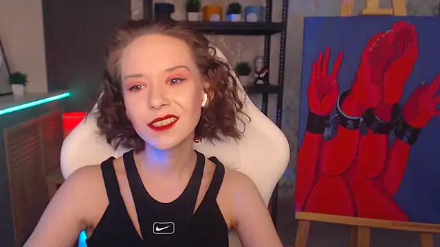 FascinatingEyess online show from 01-25-25, 09:14