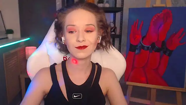 FascinatingEyess online show from 02-15-25, 04:47