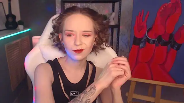 FascinatingEyess online show from 03-19-25, 06:03