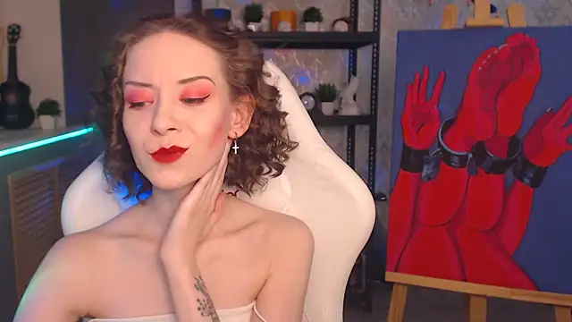 FascinatingEyess online show from 12-15-25, 11:53