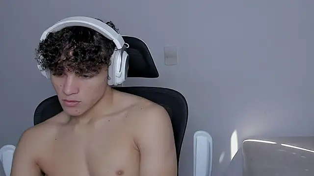 laurent nova online show from 10-29-25, 05:58